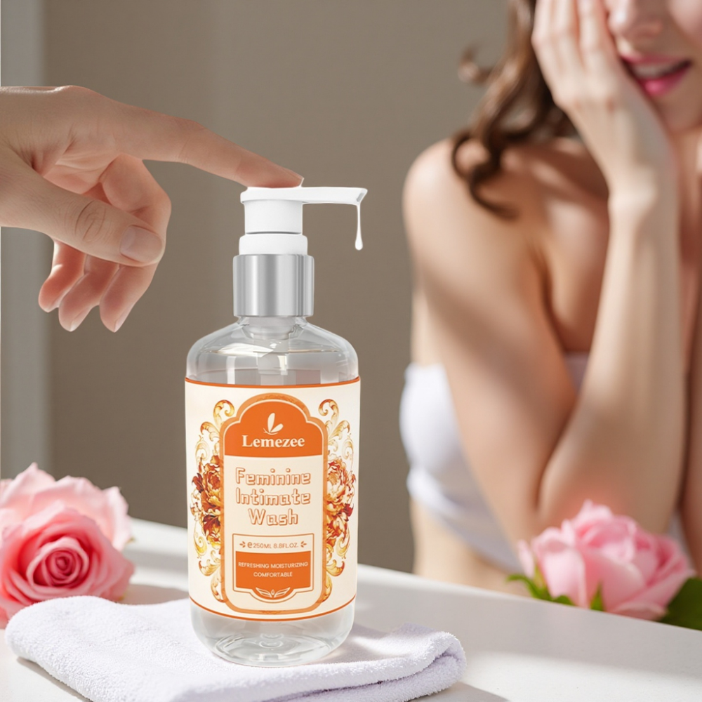 Lemezee Feminine wash 250ml balances pH long-lasting freshness